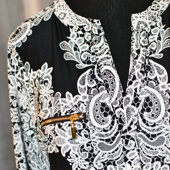 International Concepts Size Medium Top - Picture 12 of 13